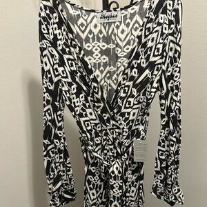 Meghan LA maxi dress size L New with tags